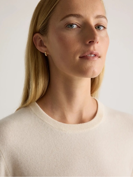 Quince Mongolian Cashmere Crewneck Sweater in Ivory minimalist capsule Size S - Picture 3 of 13